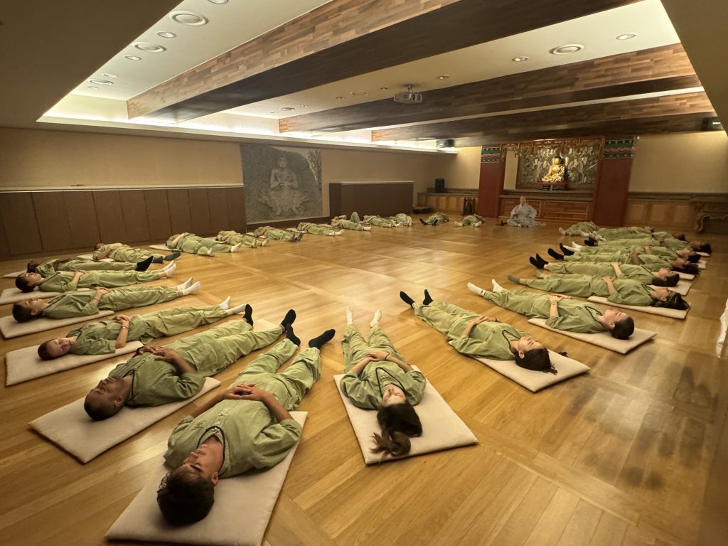 dormir templo pequena