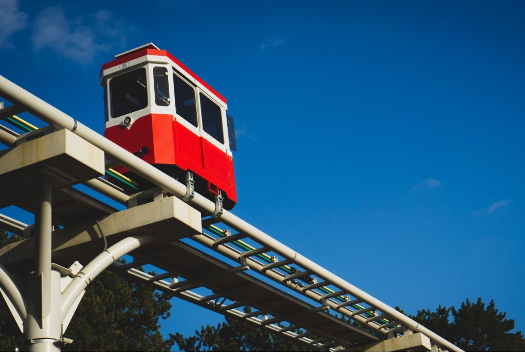 El tranvía Sky Capsule recorre la costa de Haeundae.