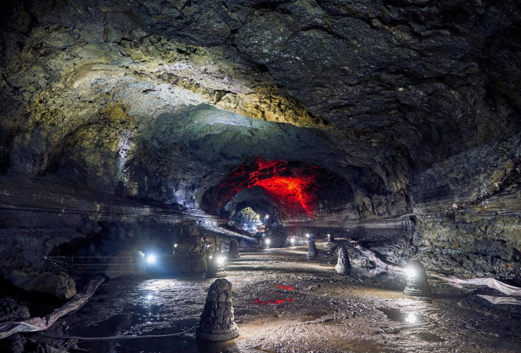 Túneles de lava de Manjanggul. Formaciones geológicas de Manjanggul.